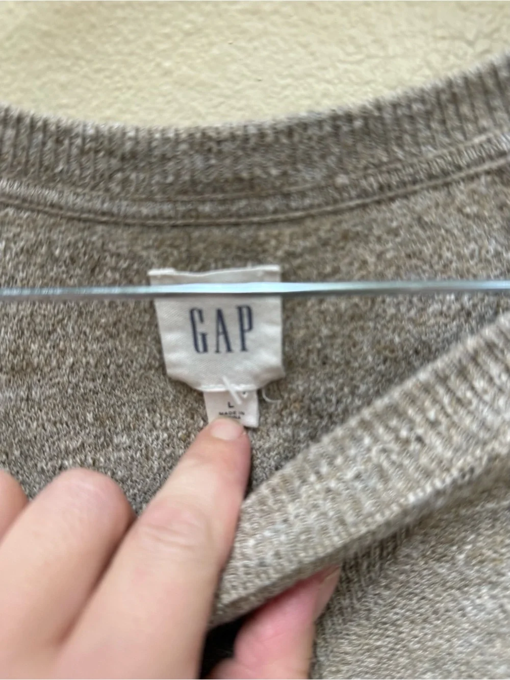 GAP Men’s Heathered Tan Crewneck Sweater